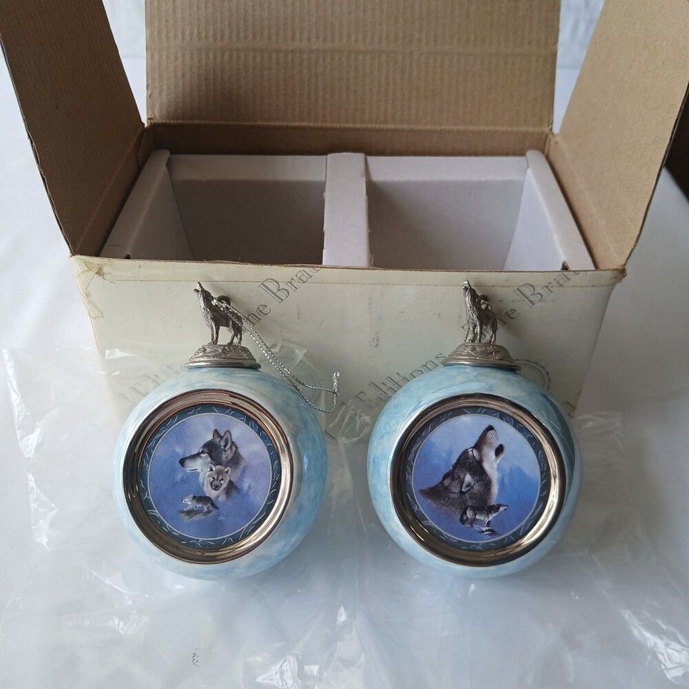 Bradford Exch.  Lot Of 2 1997 Wolf Ornaments Grey Guardian & Golden Gen In Box